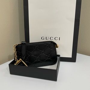 Gucci GG Supreme Keychain Coin Purse